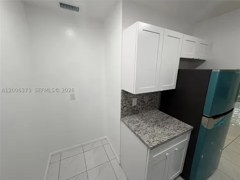 2200 NE 66th Street Fort Lauderdale FL 33308