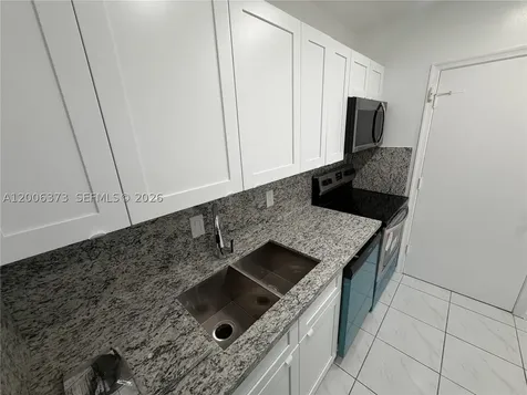 2200 NE 66th Street Fort Lauderdale FL 33308