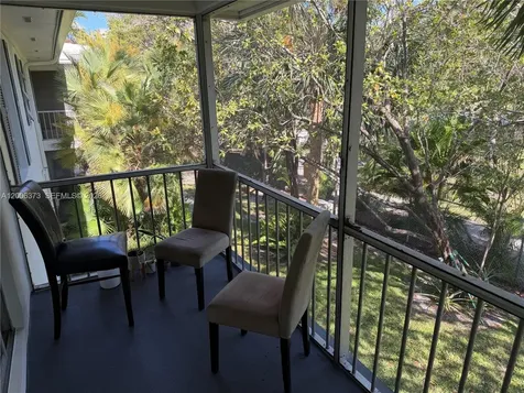 2200 NE 66th Street Fort Lauderdale FL 33308