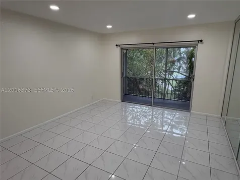 2200 NE 66th Street Fort Lauderdale FL 33308