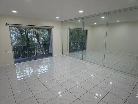 2200 NE 66th Street Fort Lauderdale FL 33308