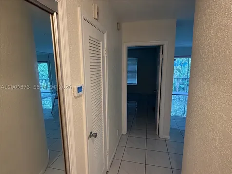 2200 NE 66th Street Fort Lauderdale FL 33308