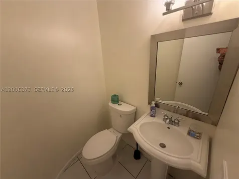 2200 NE 66th Street Fort Lauderdale FL 33308