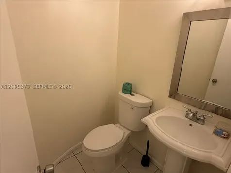 2200 NE 66th Street Fort Lauderdale FL 33308