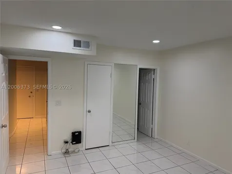 2200 NE 66th Street Fort Lauderdale FL 33308