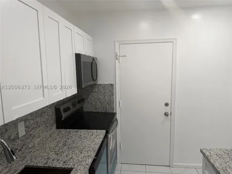 2200 NE 66th Street Fort Lauderdale FL 33308