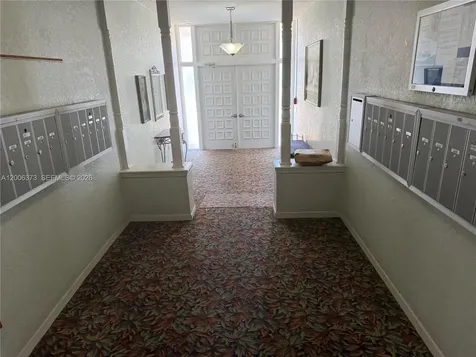 2200 NE 66th Street Fort Lauderdale FL 33308