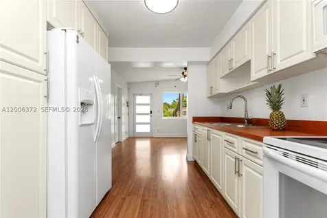 5710 SW 40th Court West Park FL 33023