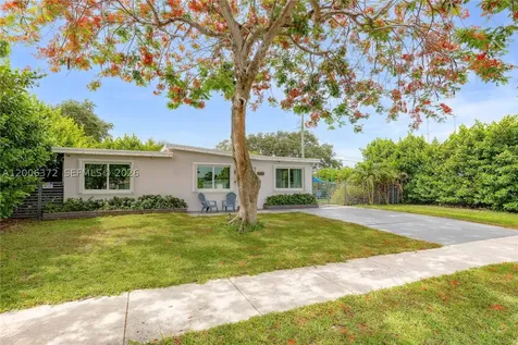 5710 SW 40th Court West Park FL 33023
