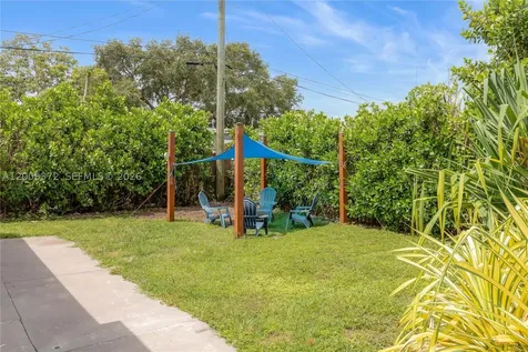 5710 SW 40th Court West Park FL 33023