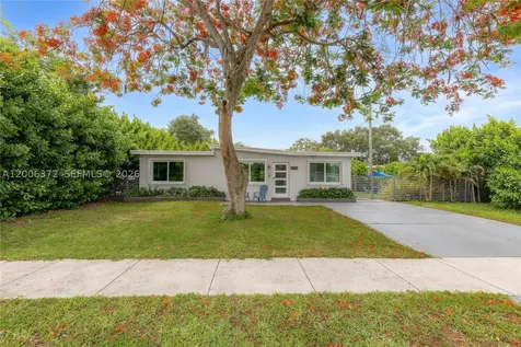 5710 SW 40th Court West Park FL 33023