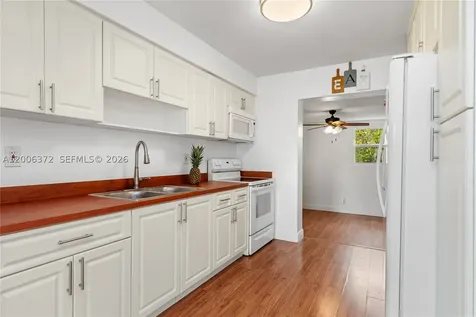 5710 SW 40th Court West Park FL 33023