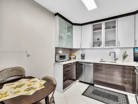 500 Bayview Drive Sunny Isles Beach FL 33160
