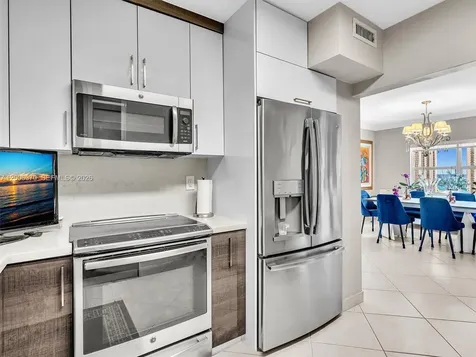 500 Bayview Drive Sunny Isles Beach FL 33160