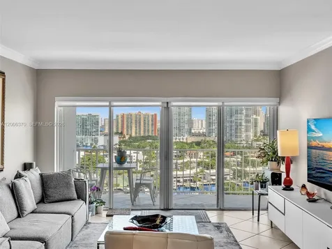 500 Bayview Drive Sunny Isles Beach FL 33160