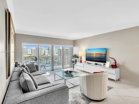 500 Bayview Drive Sunny Isles Beach FL 33160