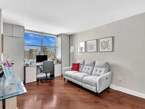 500 Bayview Drive Sunny Isles Beach FL 33160