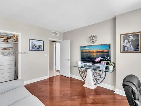 500 Bayview Drive Sunny Isles Beach FL 33160