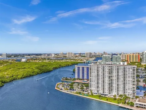 500 Bayview Drive Sunny Isles Beach FL 33160