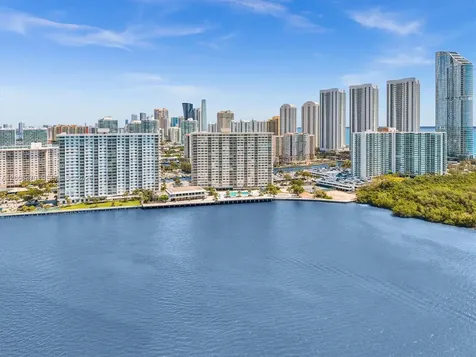 500 Bayview Drive Sunny Isles Beach FL 33160