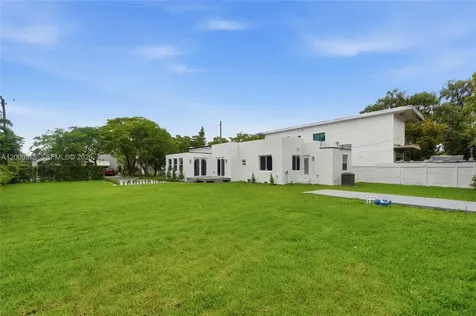 5735 SW 12th Street West Miami FL 33144