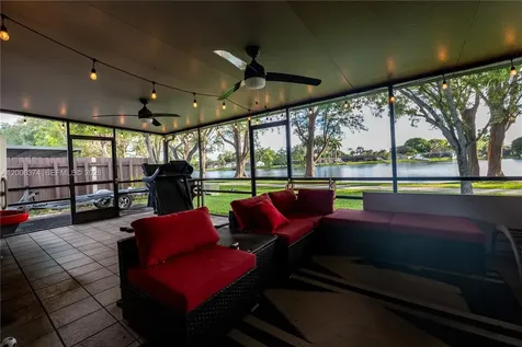 1980 Seagrape Avenue Pembroke Pines FL 33026