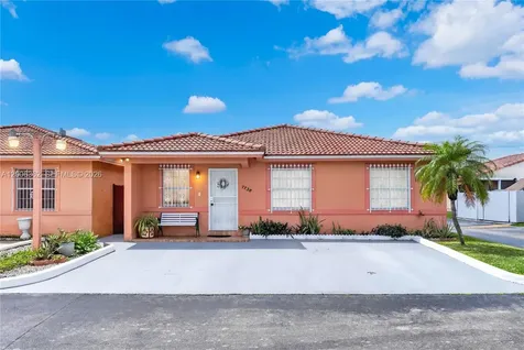 2238 W 74th Terrace Hialeah FL 33016