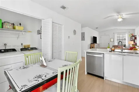 2238 W 74th Terrace Hialeah FL 33016