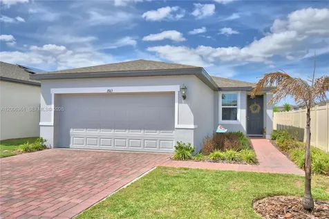 3563 Broadwing Boulevard Kissimmee FL 34759