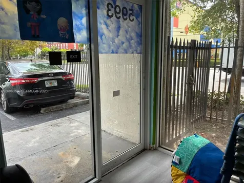 5993 NW 102nd Avenue Doral FL 33178