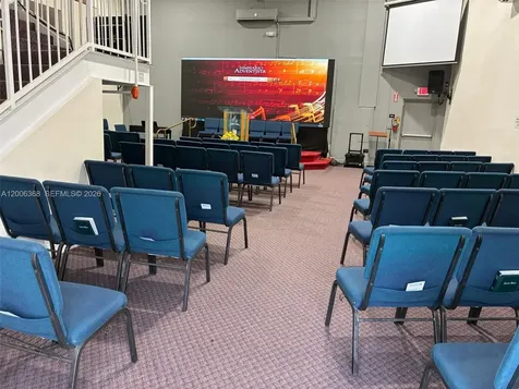 5993 NW 102nd Avenue Doral FL 33178