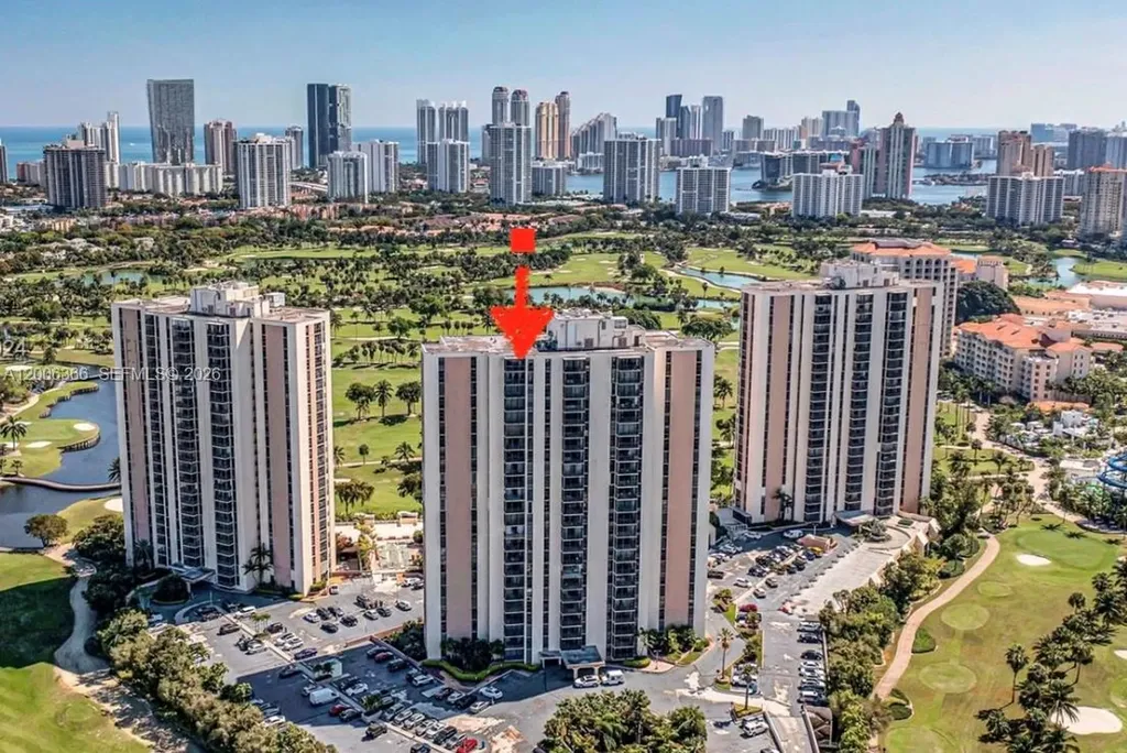 20301 W Country Club Drive Aventura FL 33180