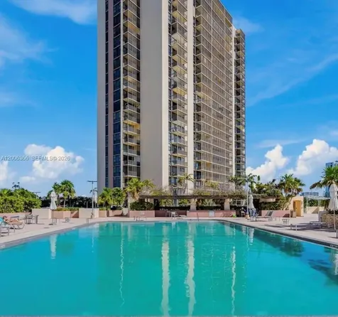 20301 W Country Club Drive Aventura FL 33180