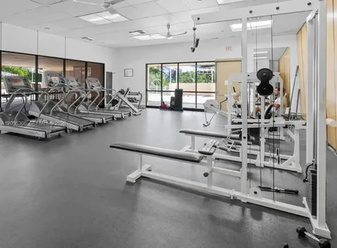 20301 W Country Club Drive Aventura FL 33180