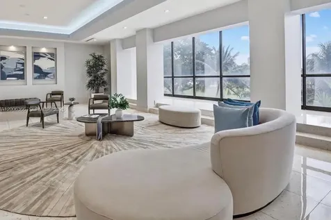 20301 W Country Club Drive Aventura FL 33180