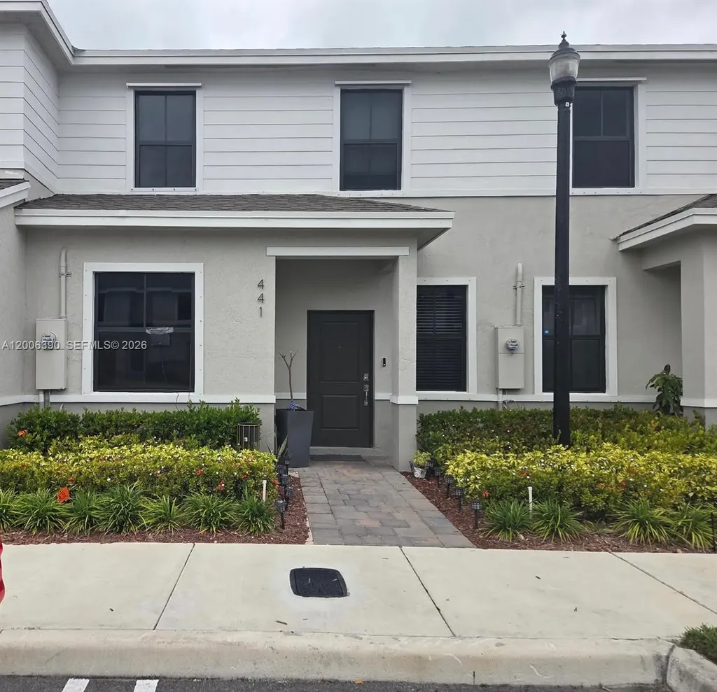 441 NE 13th Street Florida City FL 33034
