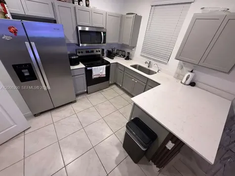 441 NE 13th Street Florida City FL 33034