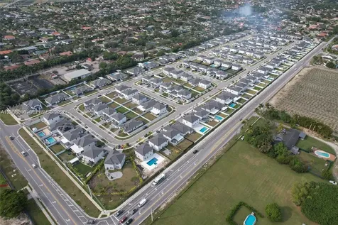 12729 SW 211th Street Miami FL 33177