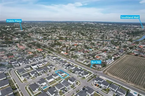 12729 SW 211th Street Miami FL 33177