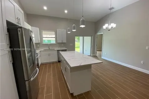117-119 Meadow Lehigh Acres FL 33973