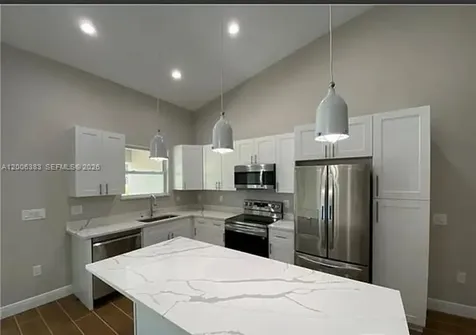 117-119 Meadow Lehigh Acres FL 33973