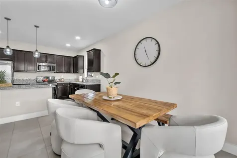 3525 W 94th Street Hialeah FL 33018