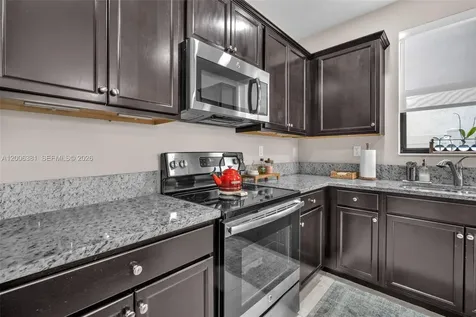 3525 W 94th Street Hialeah FL 33018