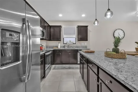 3525 W 94th Street Hialeah FL 33018