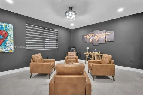 3525 W 94th Street Hialeah FL 33018
