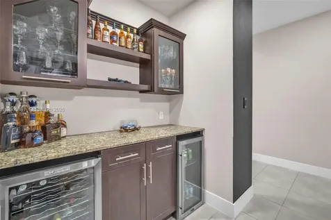 3525 W 94th Street Hialeah FL 33018