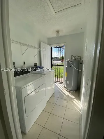 3929 NW 207th St Road Miami Gardens FL 33055