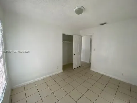 3929 NW 207th St Road Miami Gardens FL 33055