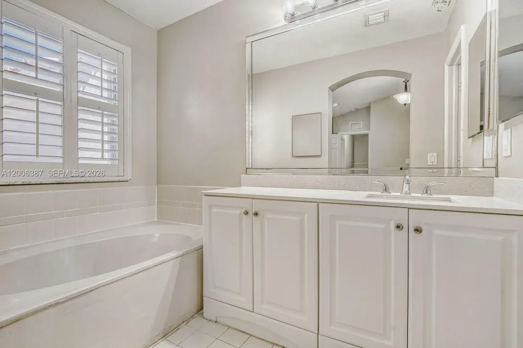 941 Doveplum Court Hollywood FL 33019
