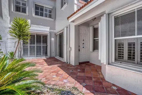 941 Doveplum Court Hollywood FL 33019